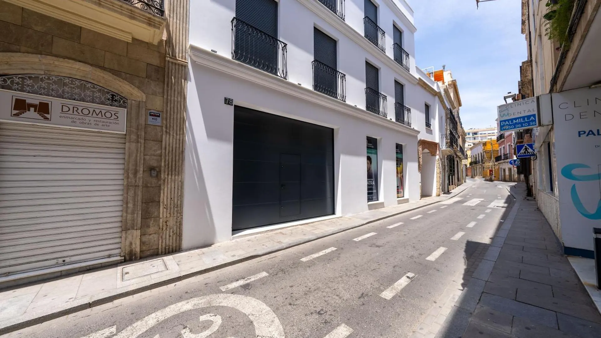 Moott Homes Suites Arco De Braulio Duplex 4 アルメリア アパート