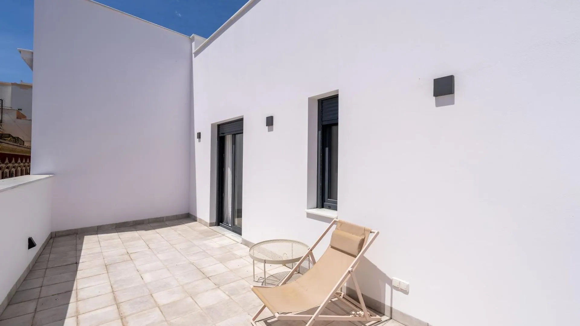Moott Homes Suites Arco De Braulio Duplex 4 アルメリア