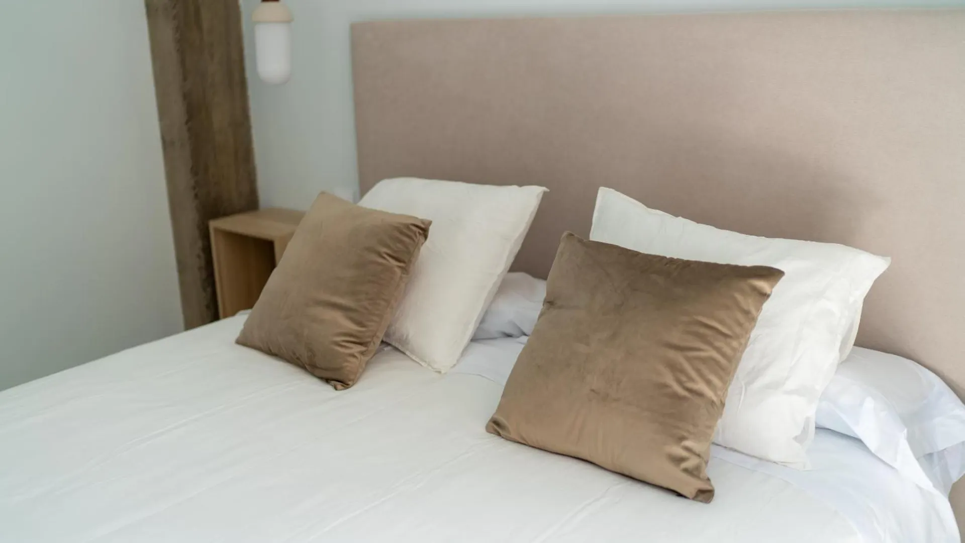 Moott Homes Suites Arco De Braulio Duplex 4 アルメリア