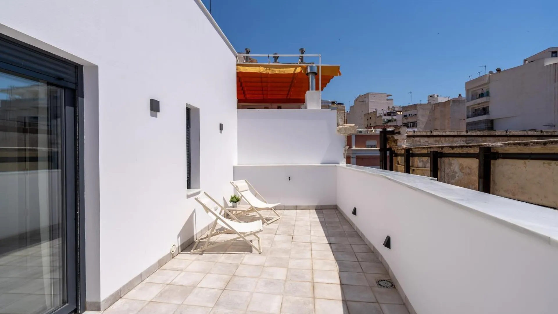 Moott Homes Suites Arco De Braulio Duplex 4 アルメリア アパート